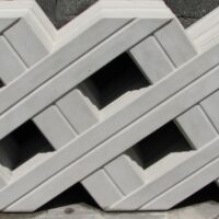 Grade de concreto Direto da Fábrica, Modelo Ripas